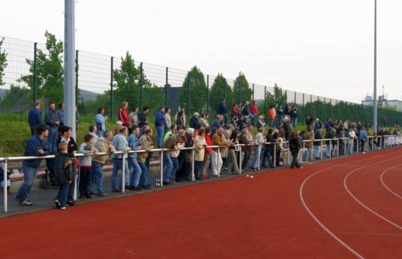 Hansastadion - Sitzplatzseite... das Spiel l&auml;uft...