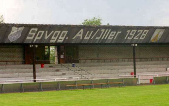 Heinrich-O&szlig;wald-Stadion - Trib&uuml;ne Detail