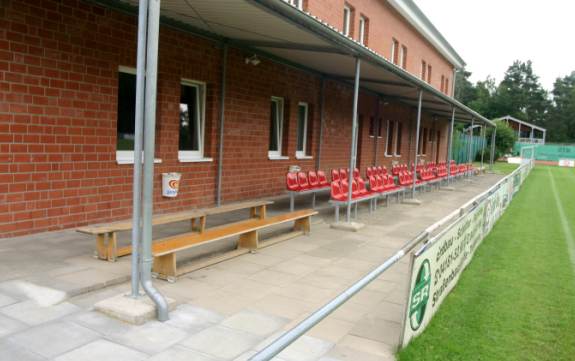 Otto-Koch-Kampfbahn - 'Trib&uuml;ne' Detailansicht