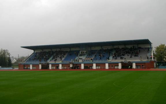 Mestsk&yacute; futbalov&yacute; tadi&oacute;n - Gegentrib&uuml;ne