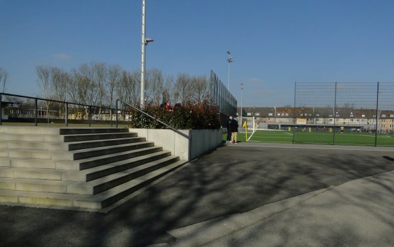 BZA B�uminghausstr Kunstrasen 2