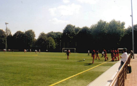 Sportplatz Furtw&auml;ngler Stra&szlig;e 
