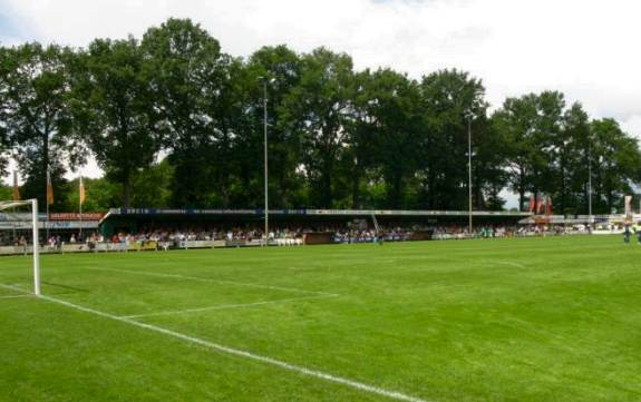 Sportpark Groot Scholtenhagen - Stehtrib&uuml;ne