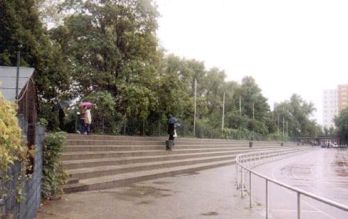 Katzbachstadion - L&auml;ngseite gegen&uuml;ber