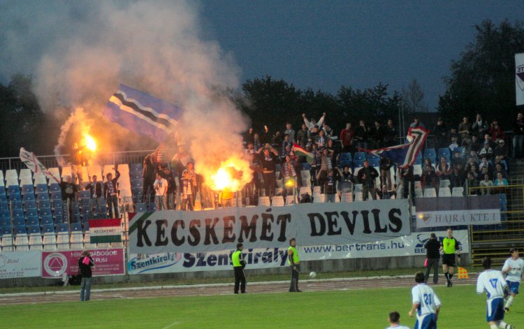 Sz&eacute;kt&oacute;i stadion