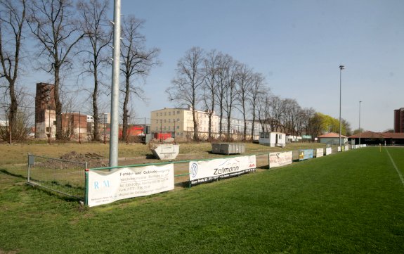 Sportplatz Wendenschlo&szlig;str. 182