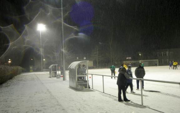 Stadion Ruhrstra&szlig;e - unausgebaute L&auml;ngsseite