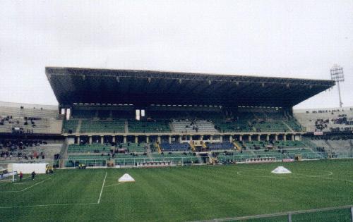 Renzo Barbera (La Favorita) - Trib�ne