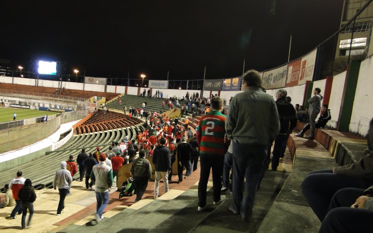 Est�dio do Canind� (Est�dio Dr. Oswaldo Teixeira Duarte)