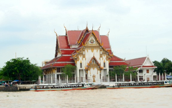 Haltestelle Riverbus