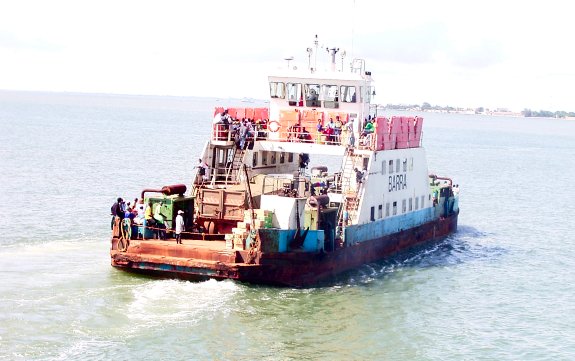 F&auml;hre Barra - Banjul