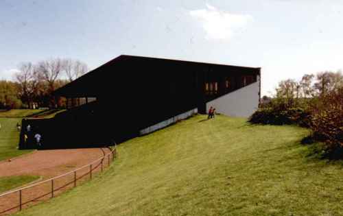 Gl&uuml;ckaufkampfbahn