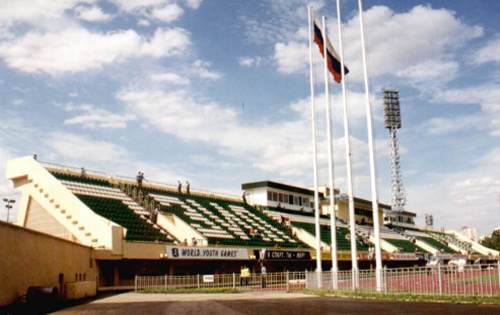 Stadion Torpedo - freistehende Trib�ne
