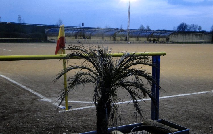 Hubert-B&uuml;ndgens-Sportstadion Nebenplatz